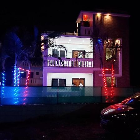 A2Zroomz Aarya Villa 4 Bhk Lonavala Eksteriør billede