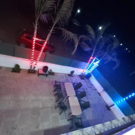 A2Zroomz Aarya Villa 4 Bhk Lonavala Eksteriør billede
