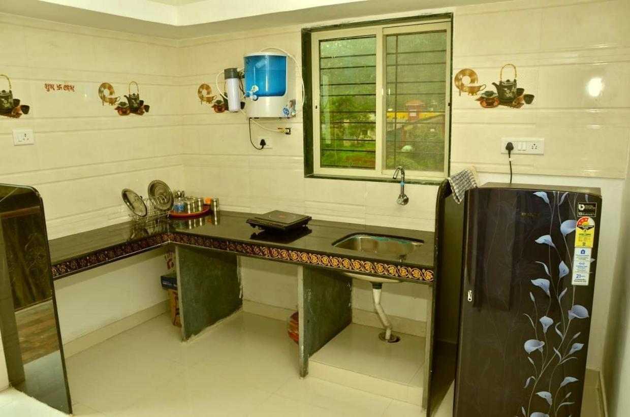 A2Zroomz Aarya Villa 4 Bhk Lonavala Eksteriør billede