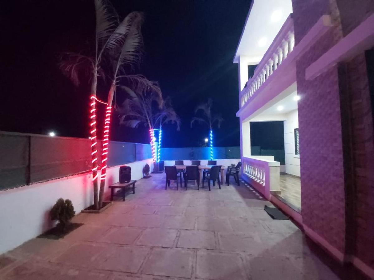A2Zroomz Aarya Villa 4 Bhk Lonavala Eksteriør billede